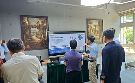 国科欣脑获松江领导参观指导：脑机接口耳机引关注，共谋技术落地新路径